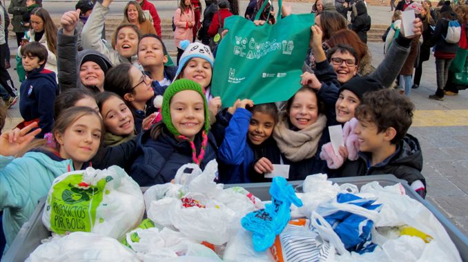 URUGUAY-ENVIRONMENT-PLASTIC