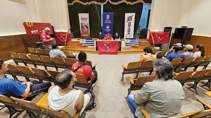 Presentaron libro sobre Gerardo Cuesta en el Aula Magna de la
