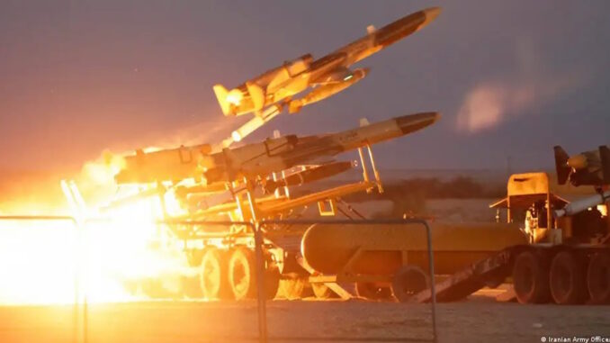 Misiles iraníes lanzados contra Israel