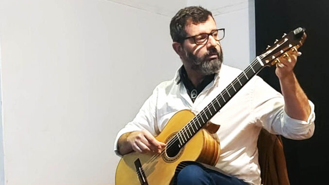 Sergio Pérez, durante el concierto.