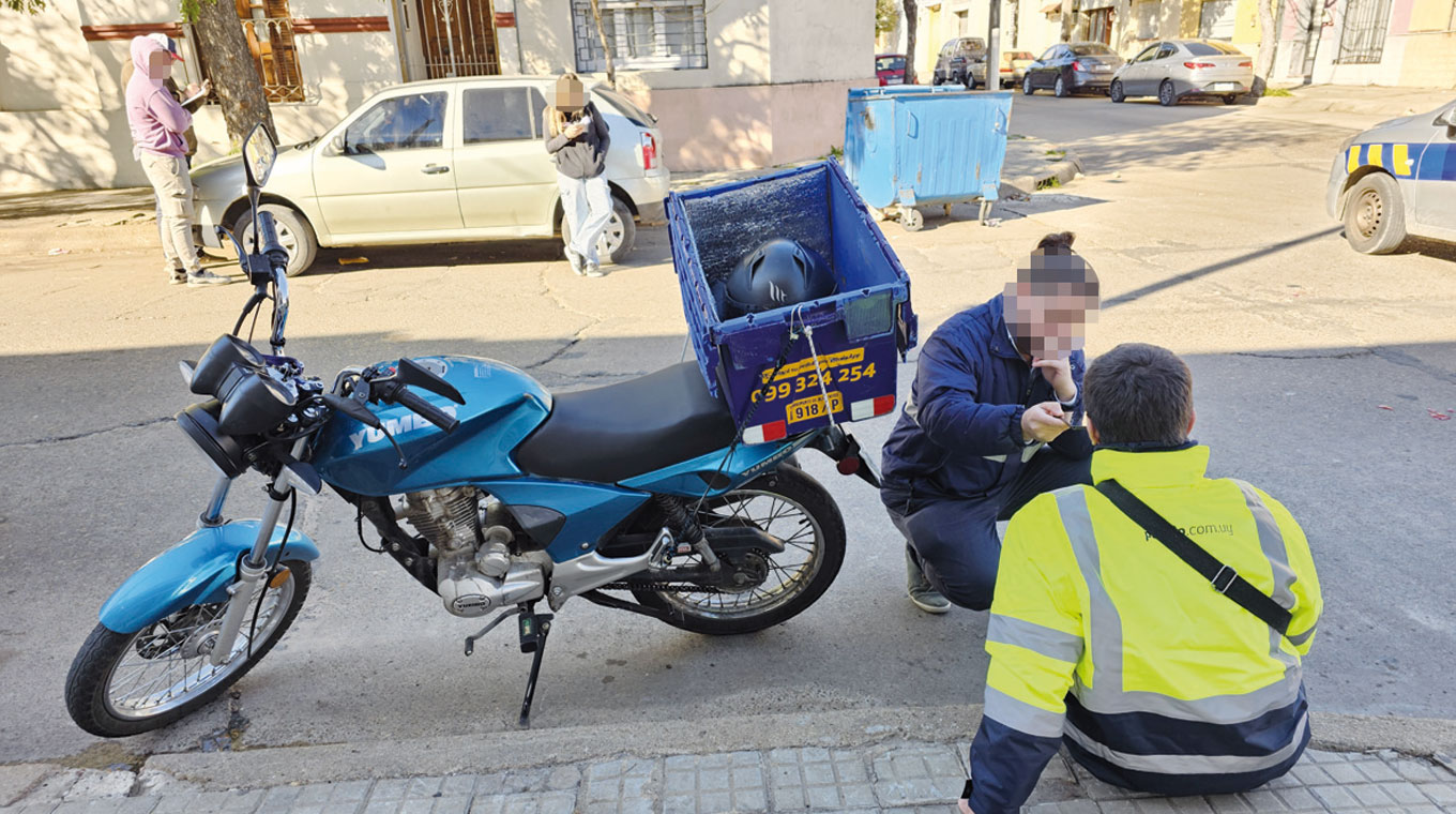 Choque entre moto y auto con lesionado – Diario El Telégrafo
