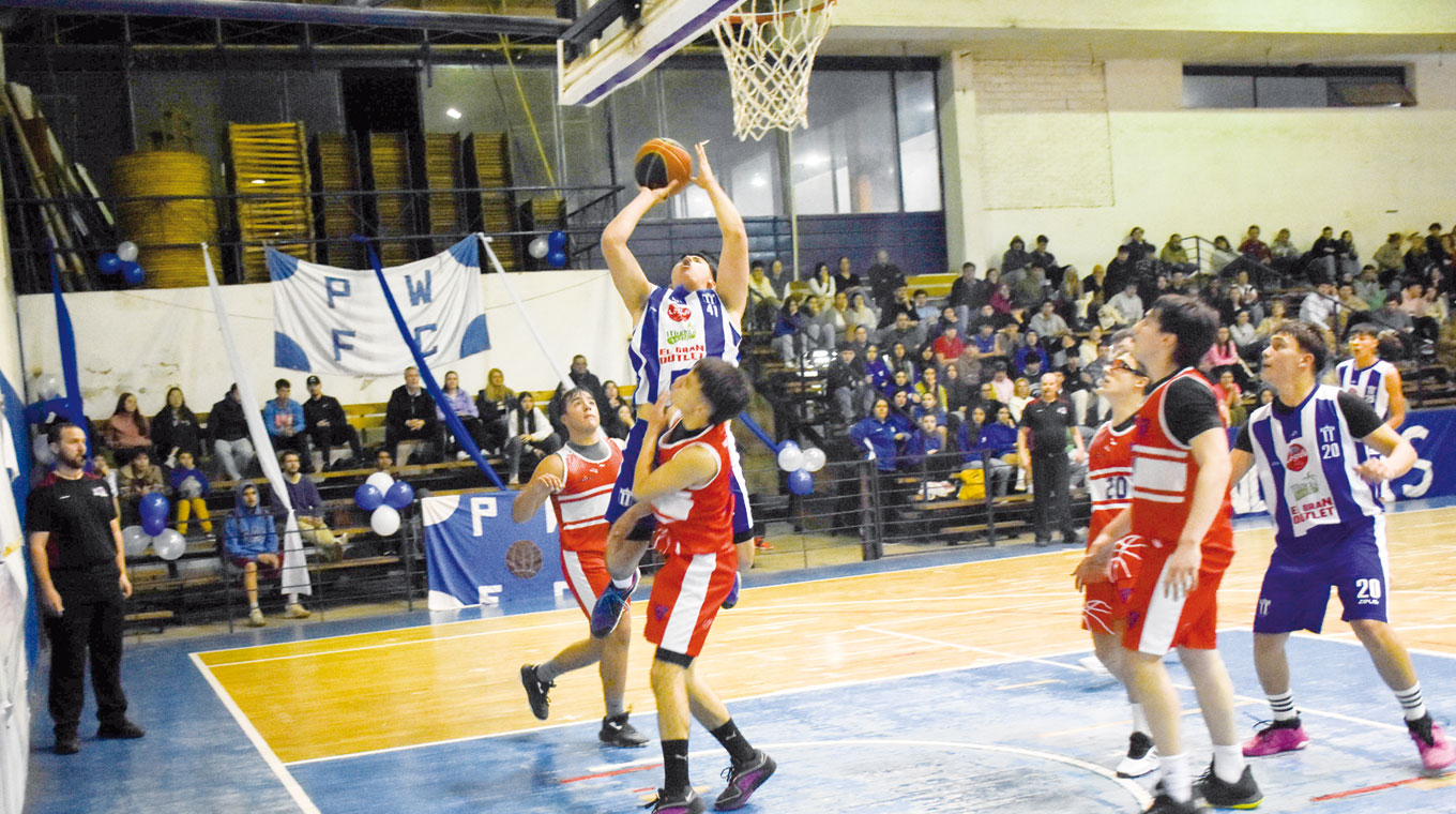 Touring ganó de visitante la primera final – Diario El Telégrafo