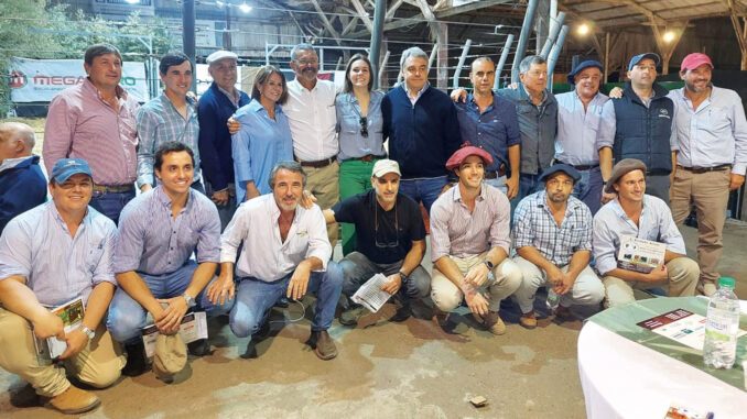 El remate se realizó en las instalaciones de la Agropecuaria de Salto.