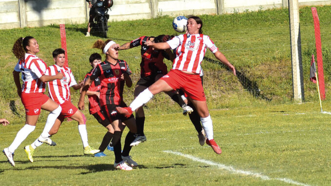 Litoral ganó, pero no alcanzó y se despidió de la Copa Nacional de Fútbol Femenino de OFI.