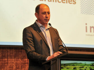 Pablo Caputi durante su reciente exposición.