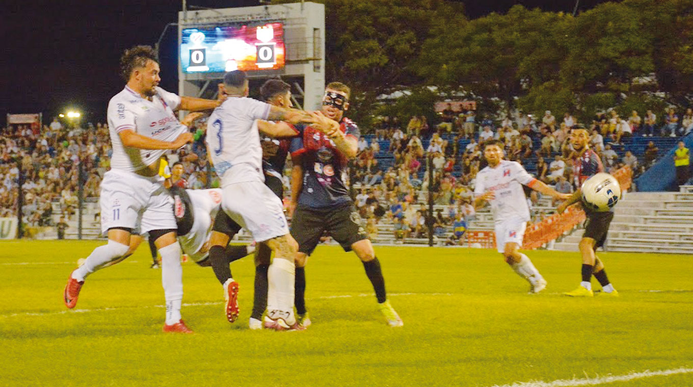 Noche clásica: Paysandú recibe a Salto en la final de ida – Diario El ...