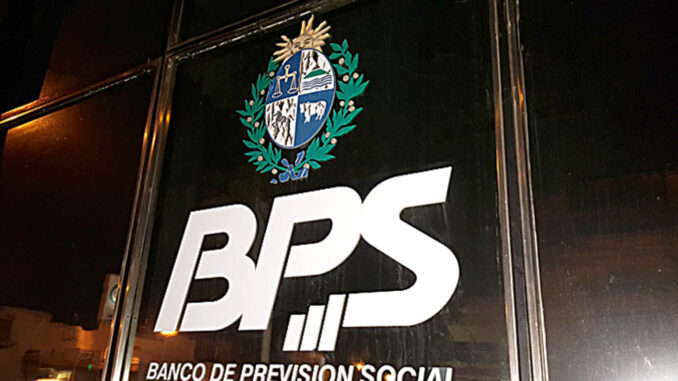 i83520