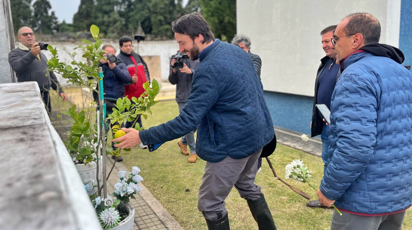 Conmemoran aniversario del fallecimiento de Larrañaga – Diario El Telégrafo