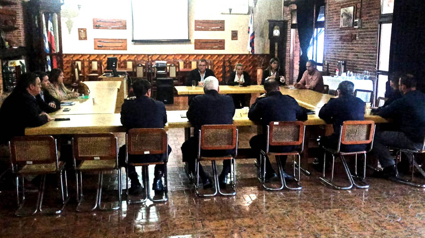 Policía, Mides y Centro Comercial de Paysandú coordinan acciones de seguridad y atención social en el área céntrica