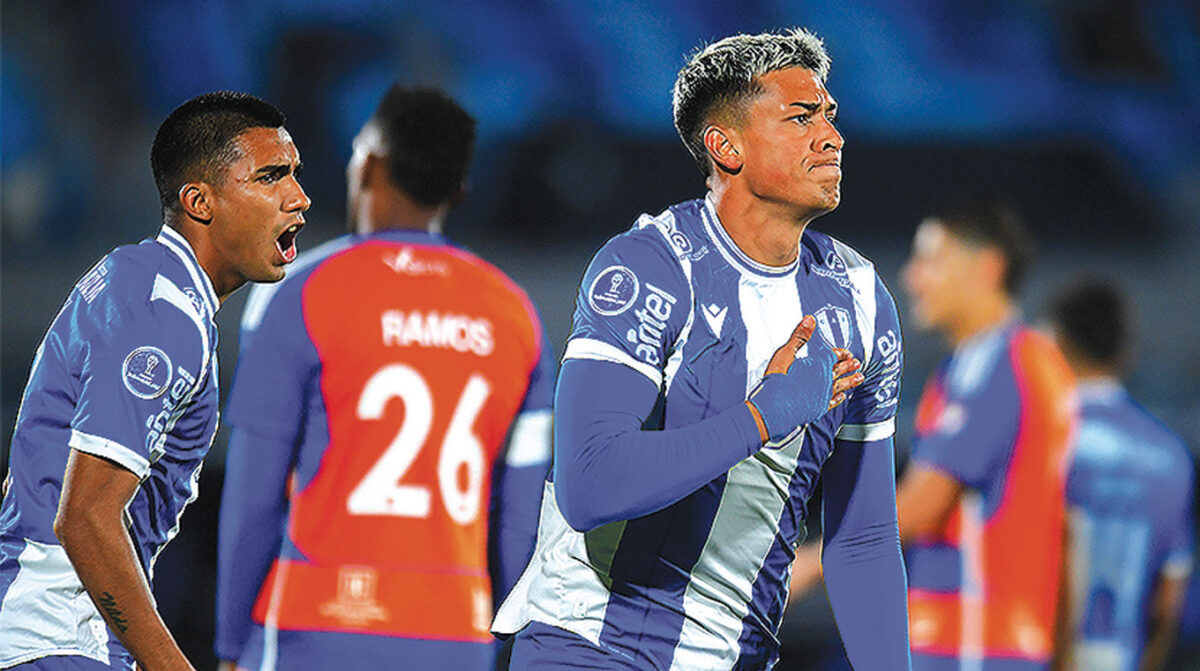 Juventud goleó a Academia Puerto Cabello en el Centenario