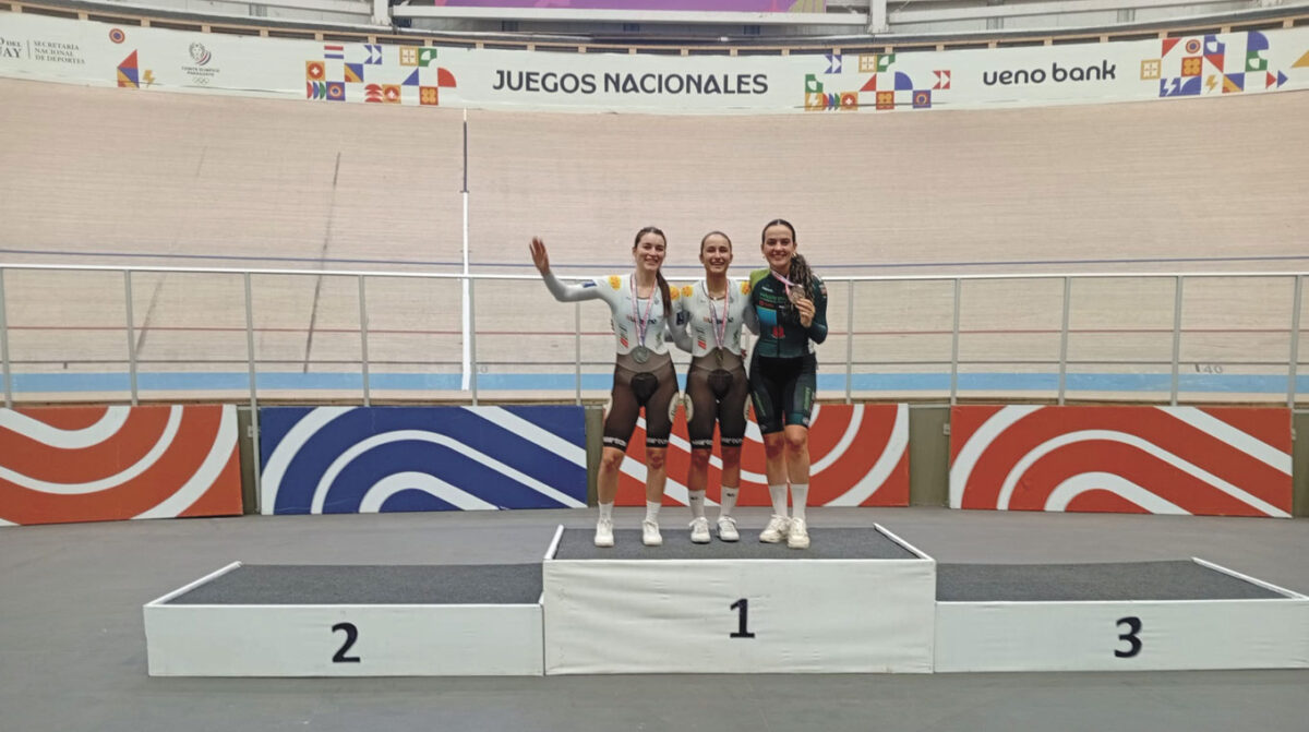 Cierre en oro y plata para las sanduceras Wynants y Silva