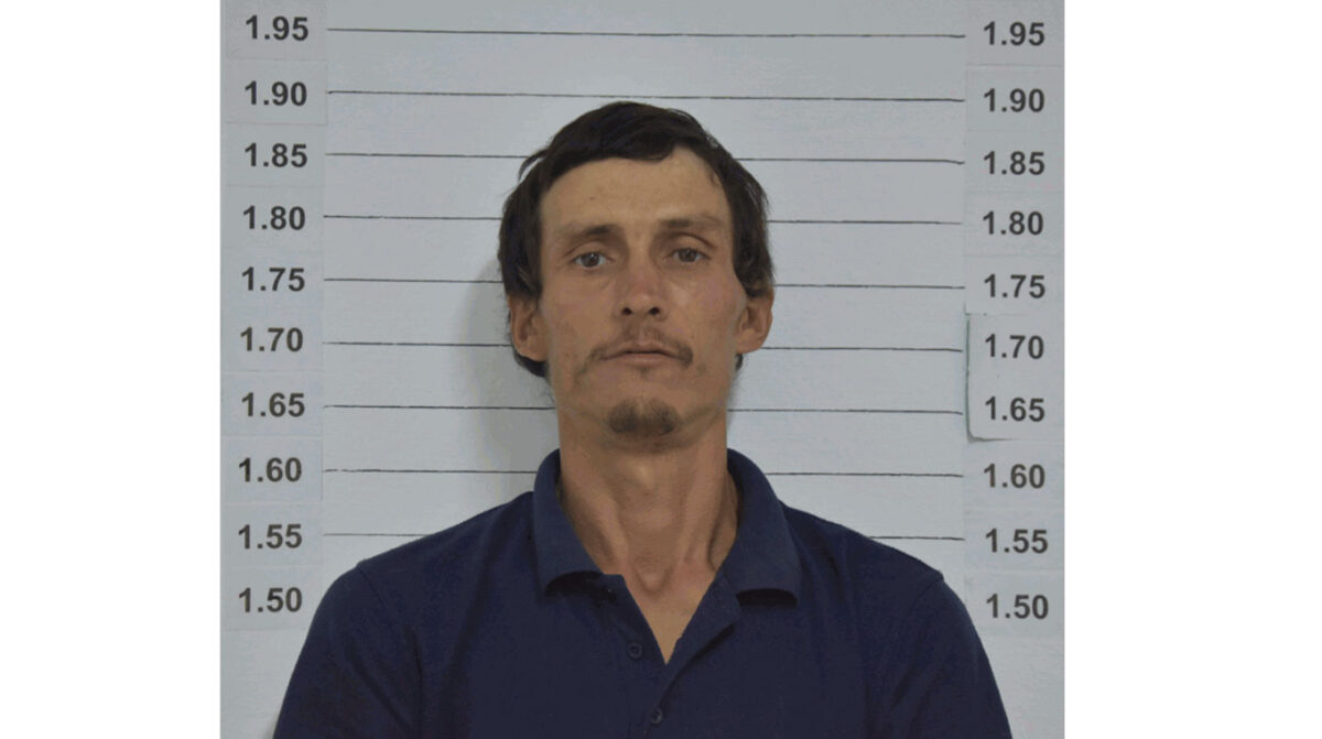 Trató de ingresar a una vivienda y fue detenido tras intentar escapar