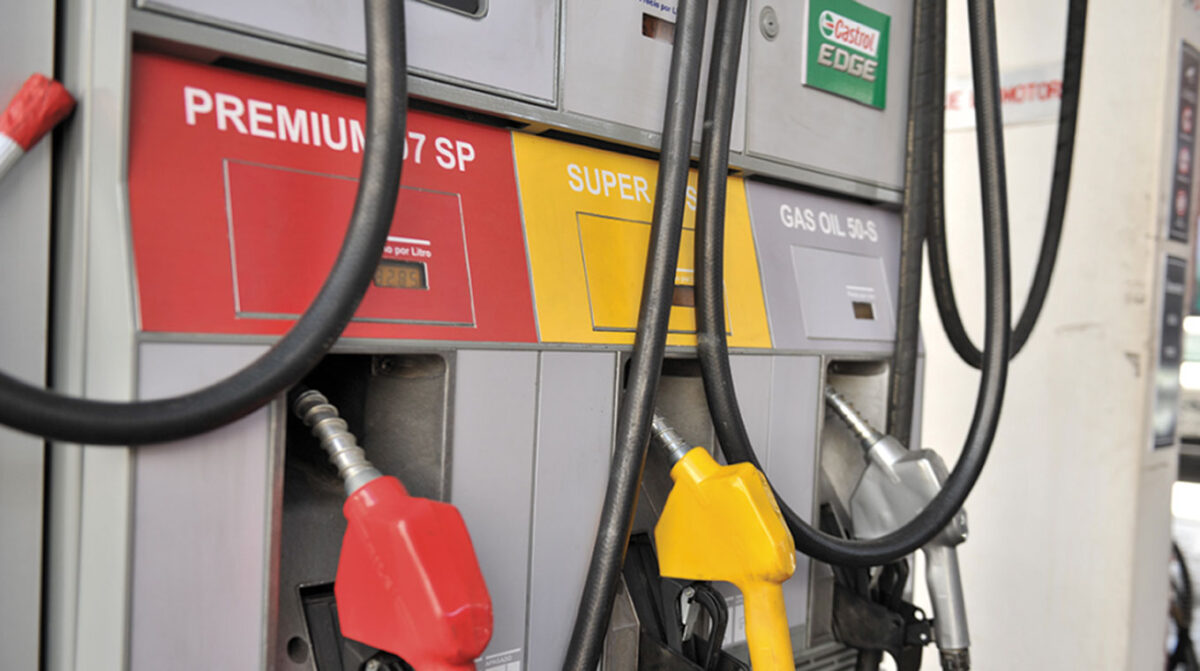 Bajan precios de combustibles y la garrafa de 13 kilos cuesta $100 menos