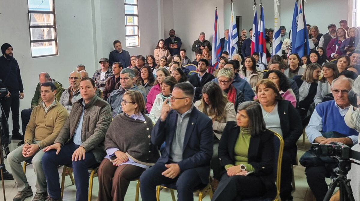 Antel completó la fibra óptica en localidades de más de mil habitantes al conectar Porvenir