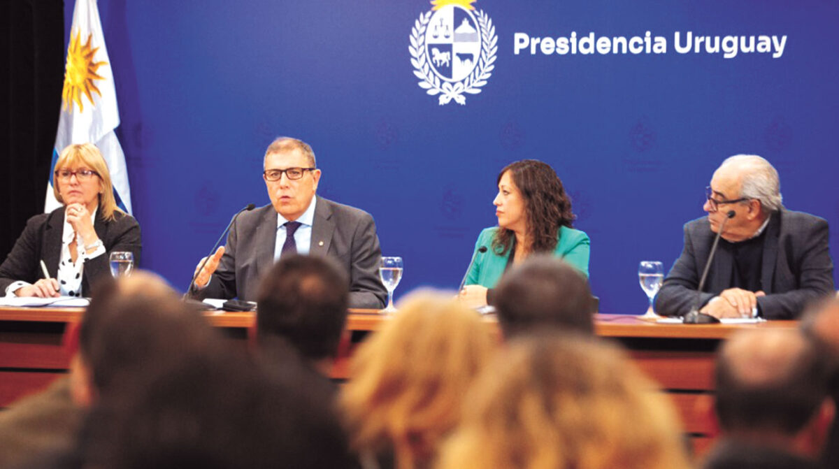 Presentan proyecto de ley de competitividad y Reducción del Costo de Vida, para hacer Uruguay “menos caro”