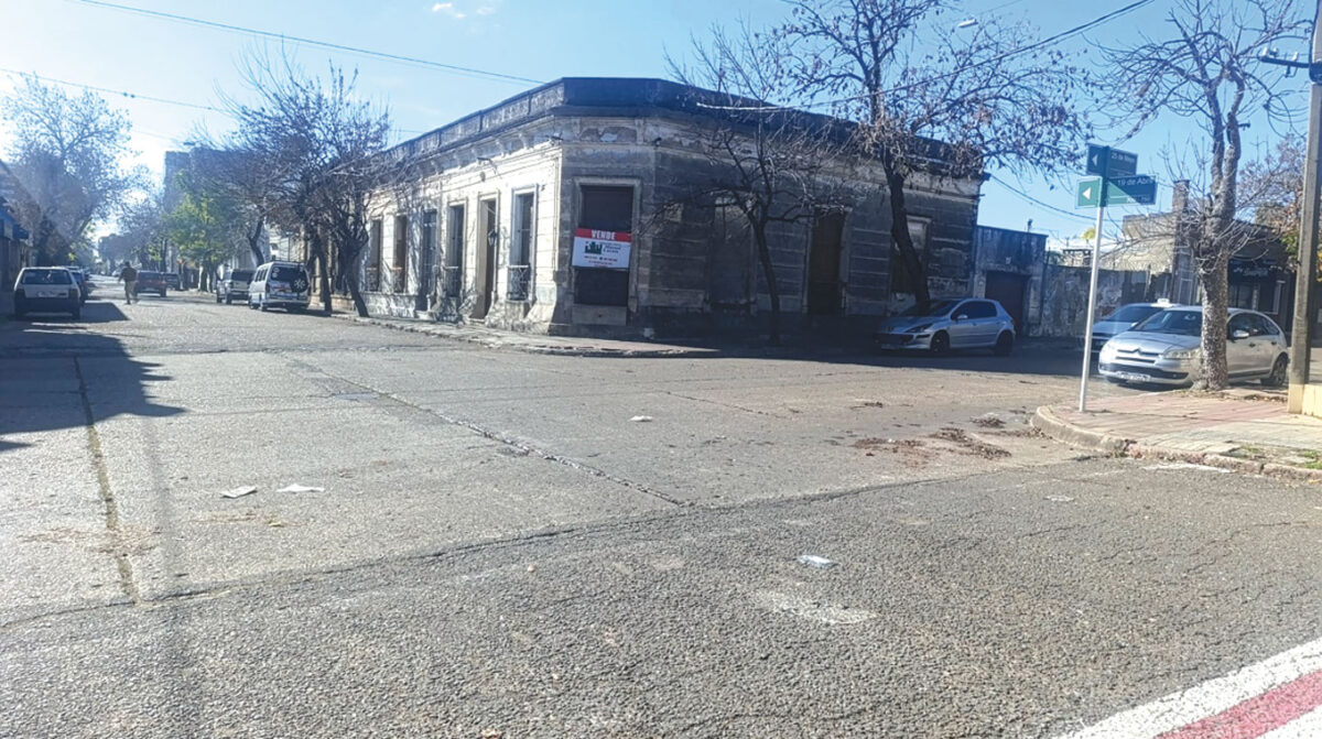 Falleció señora al ser atropellada por auto cuando cruzaba la calle