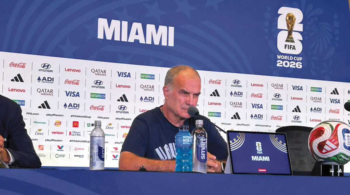 Bielsa: “La forma en que jugamos no tiene ningún secreto”