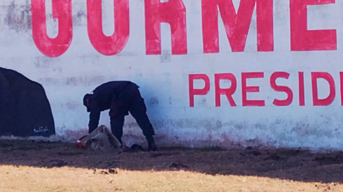 Investigan fallecimiento de un hombre en situación de calle en predio privado