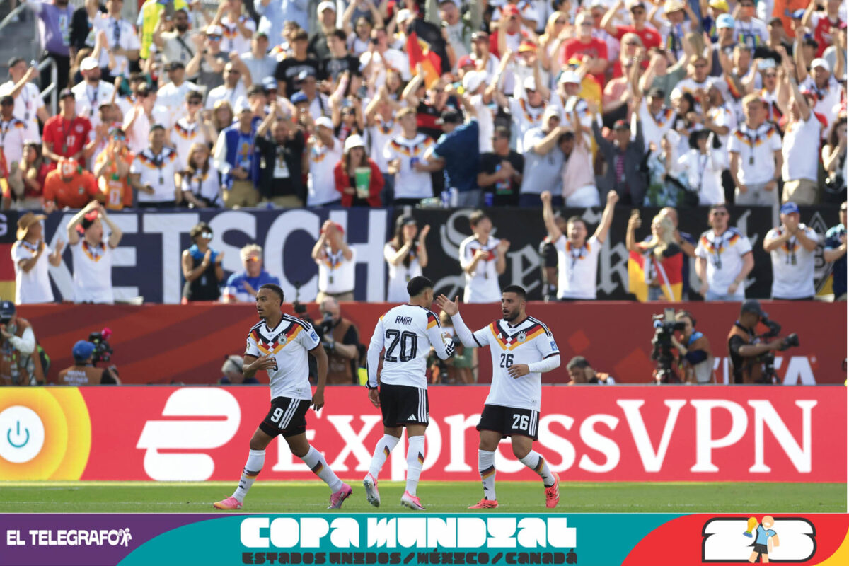 Alemania ganó en forma agónica y se clasificó