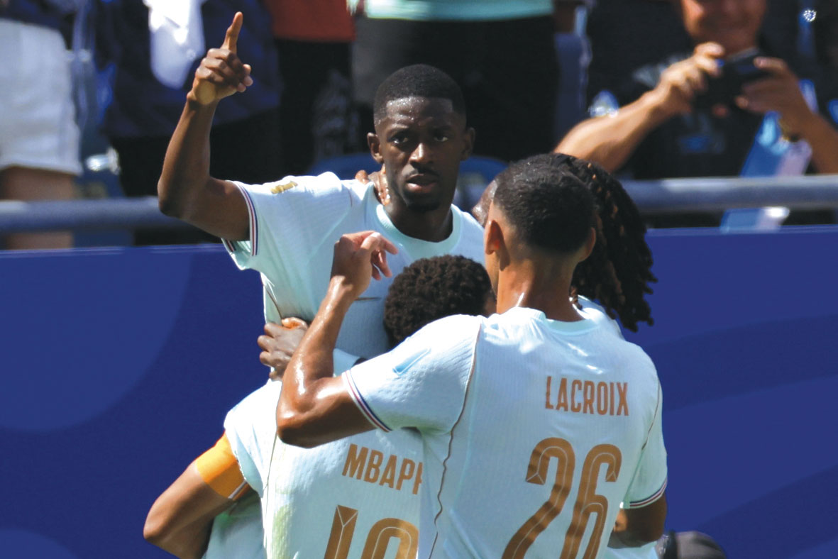 Con un Dembélé estelar, Francia cerró el grupo goleando