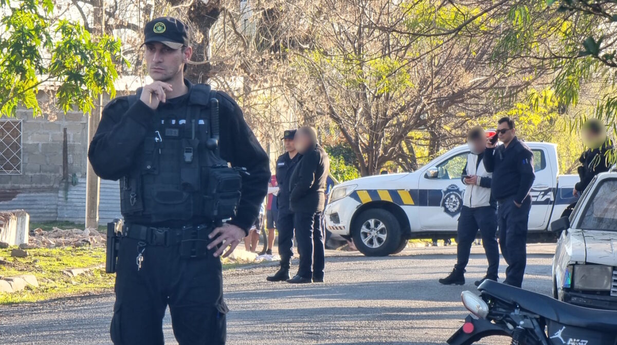 Investigan la muerte de un hombre hallado sin vida en una vivienda