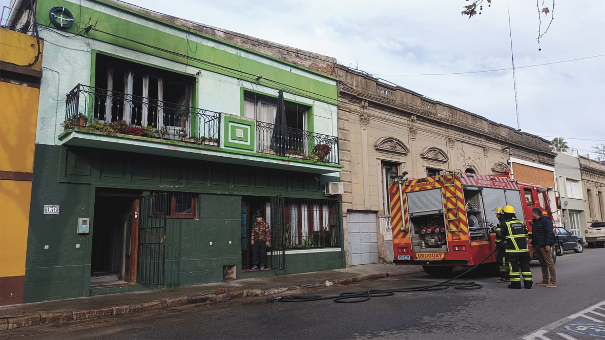 Incendio en habitación de una pensión causó pérdidas totales