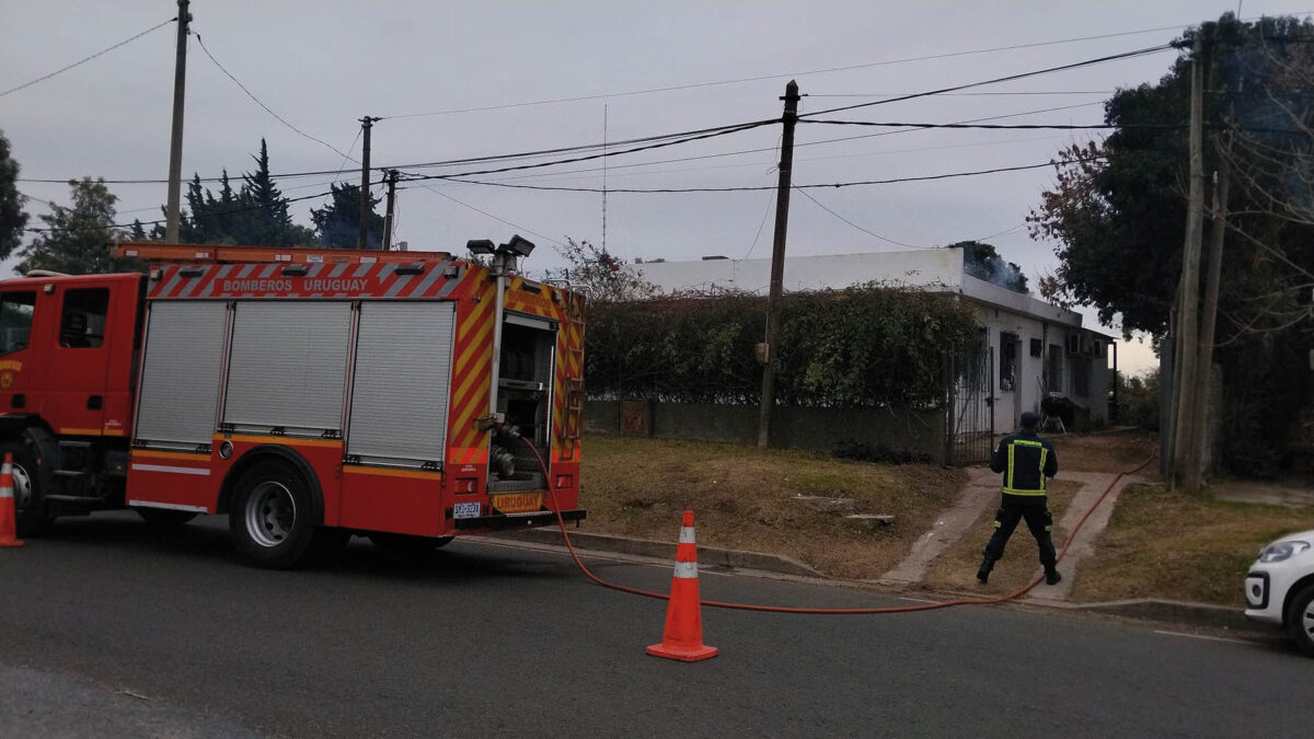 Incendio en galpón cercano a expendio de nafta