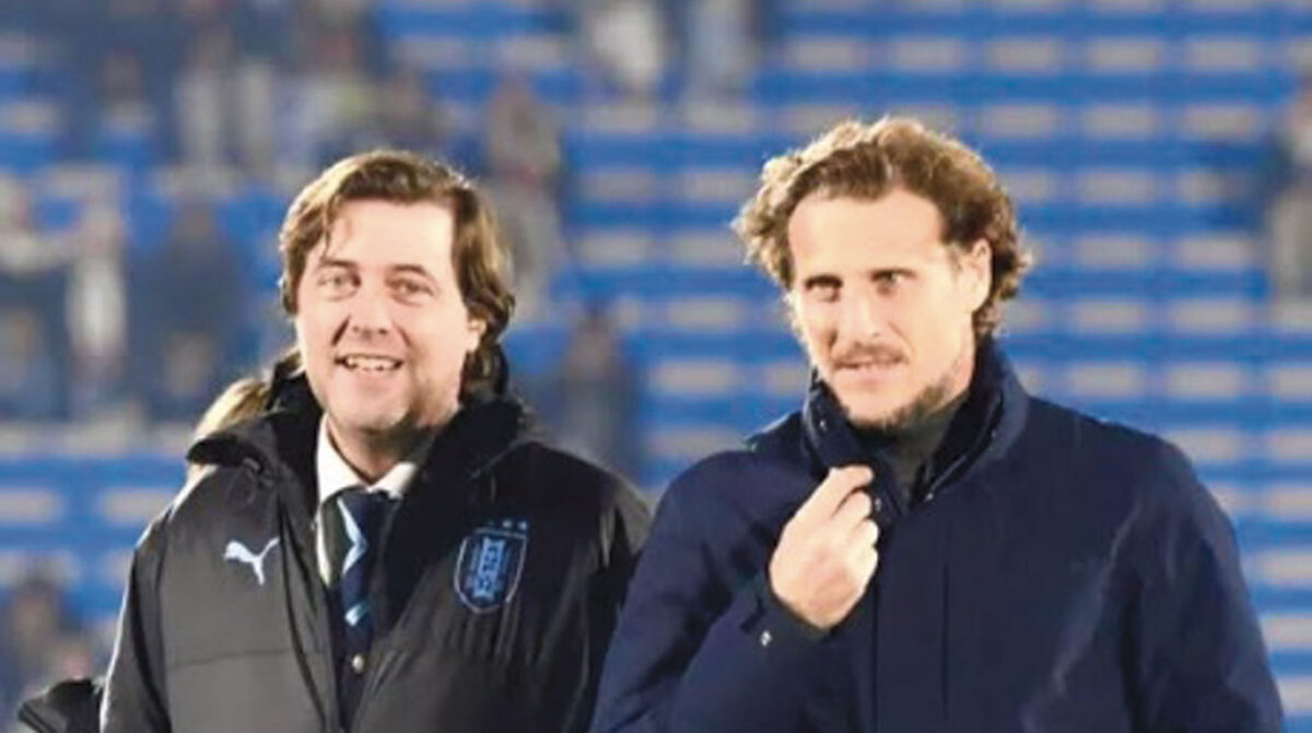 Selección uruguaya: Diego Forlán toma fuerza tras descartarse llegada de Broli