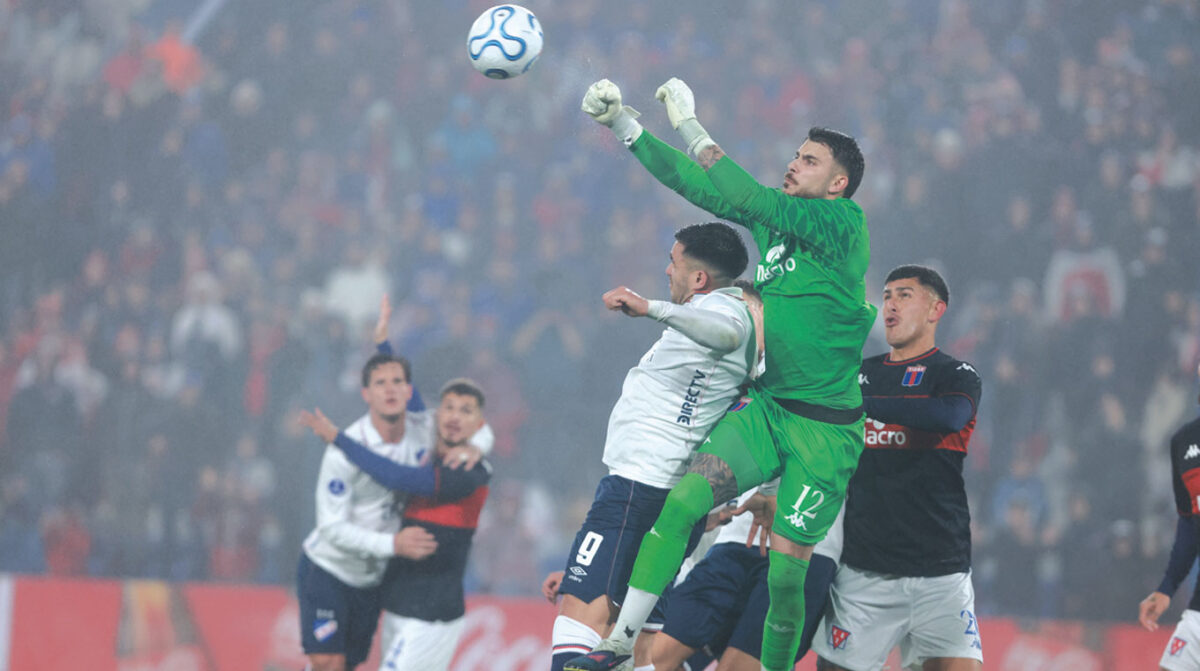 Nacional al borde de la eliminación