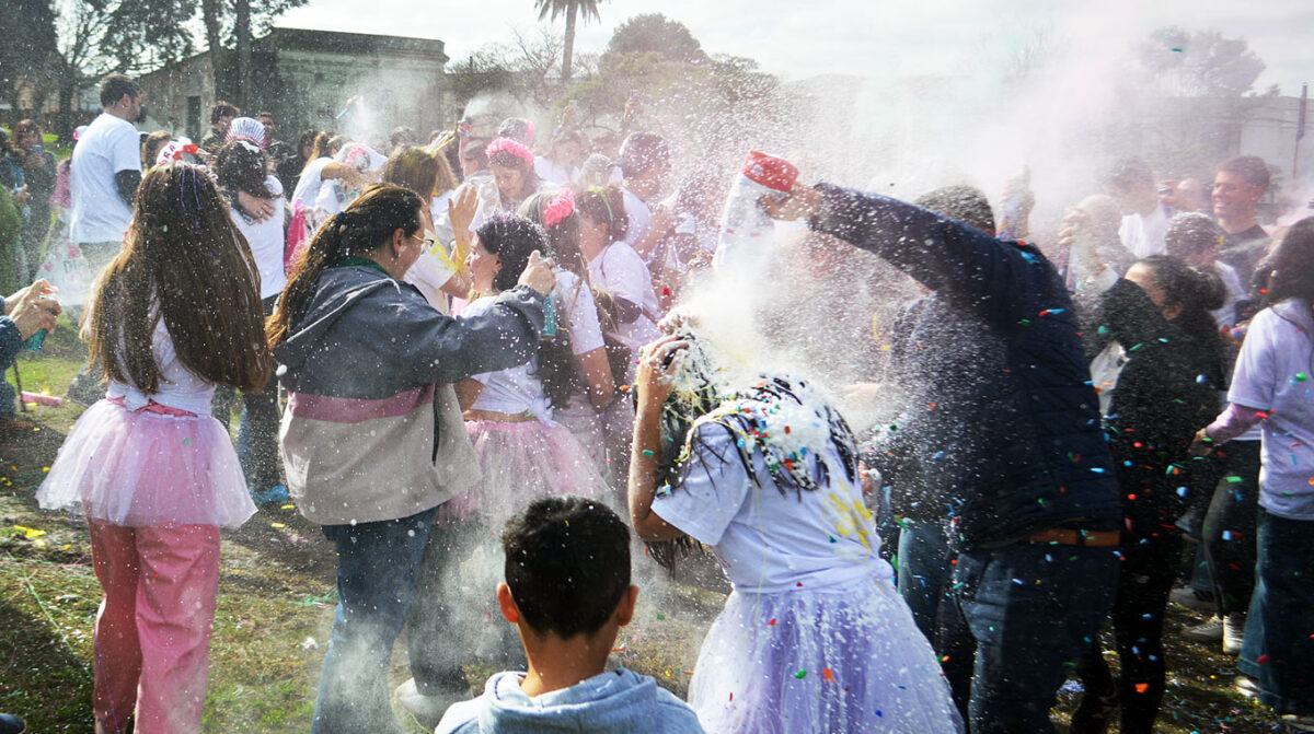 Se graduó la primera generación de médicos formados en el Cenur Litoral Norte
