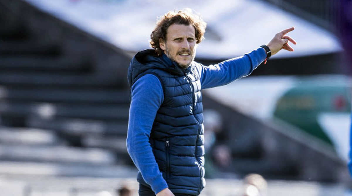La AUF oficializó la llegada de Diego Forlán a la Celeste