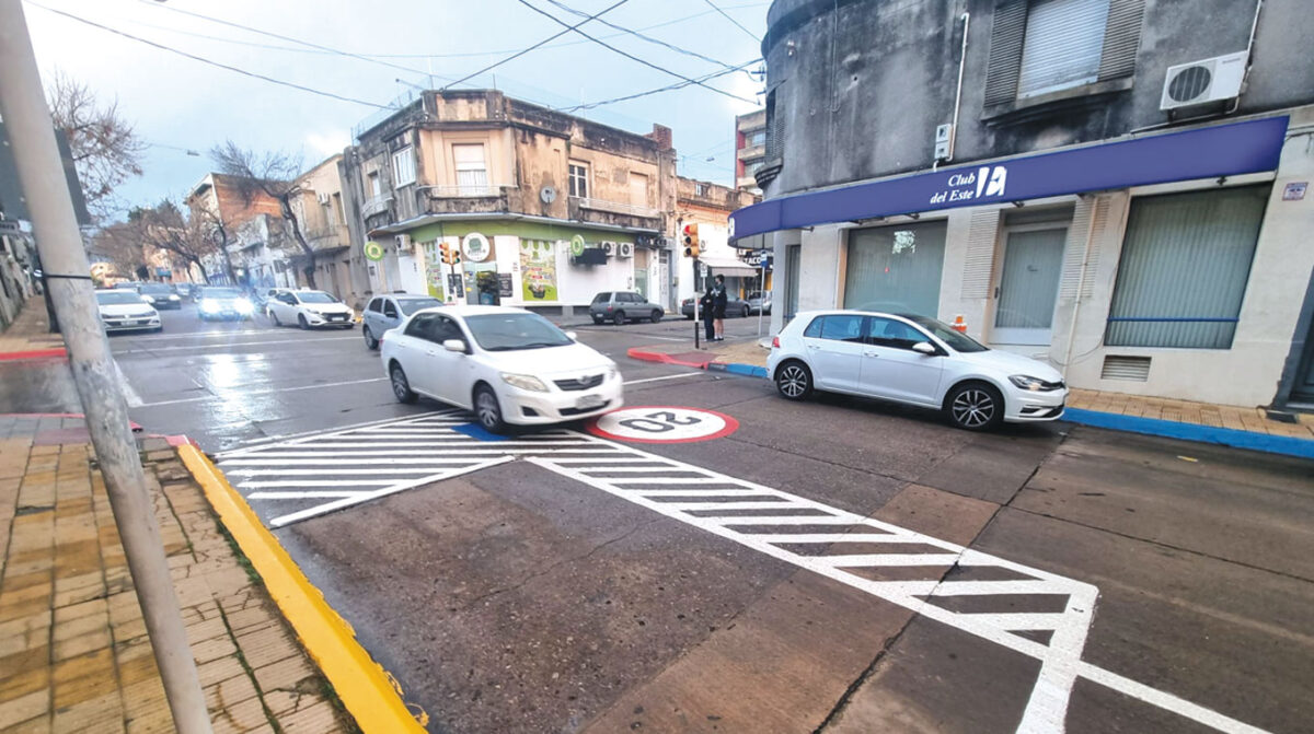 Tránsito fija máxima de 20 km/h en horarios escolares en “corredor educativo” de Florida