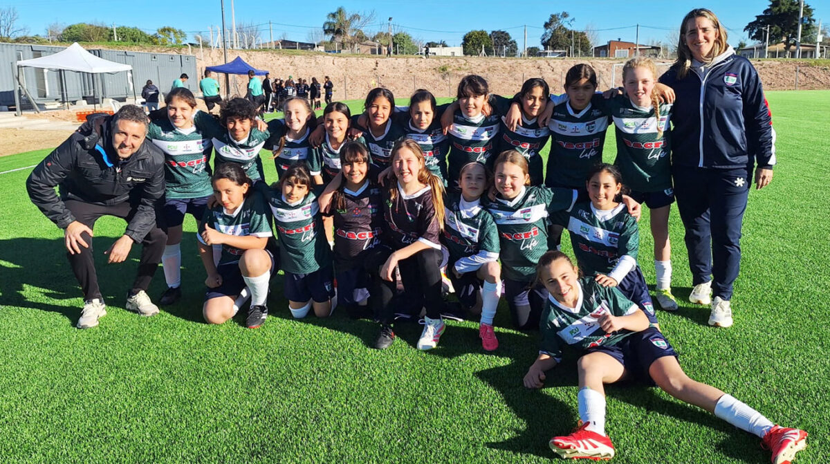 La Blanquita Sub 11 femenina goleó y es semifinalista