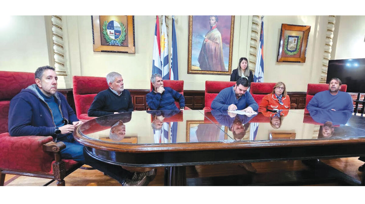 La Liga de Básquetbol y la IDP firmaron convenio para llevar el deporte a los barrios