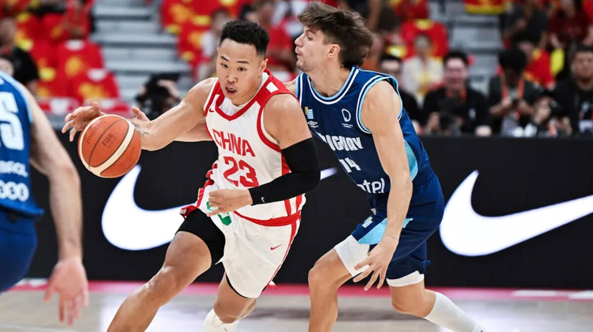 Uruguay cayó ante China en primer amistoso de la gira