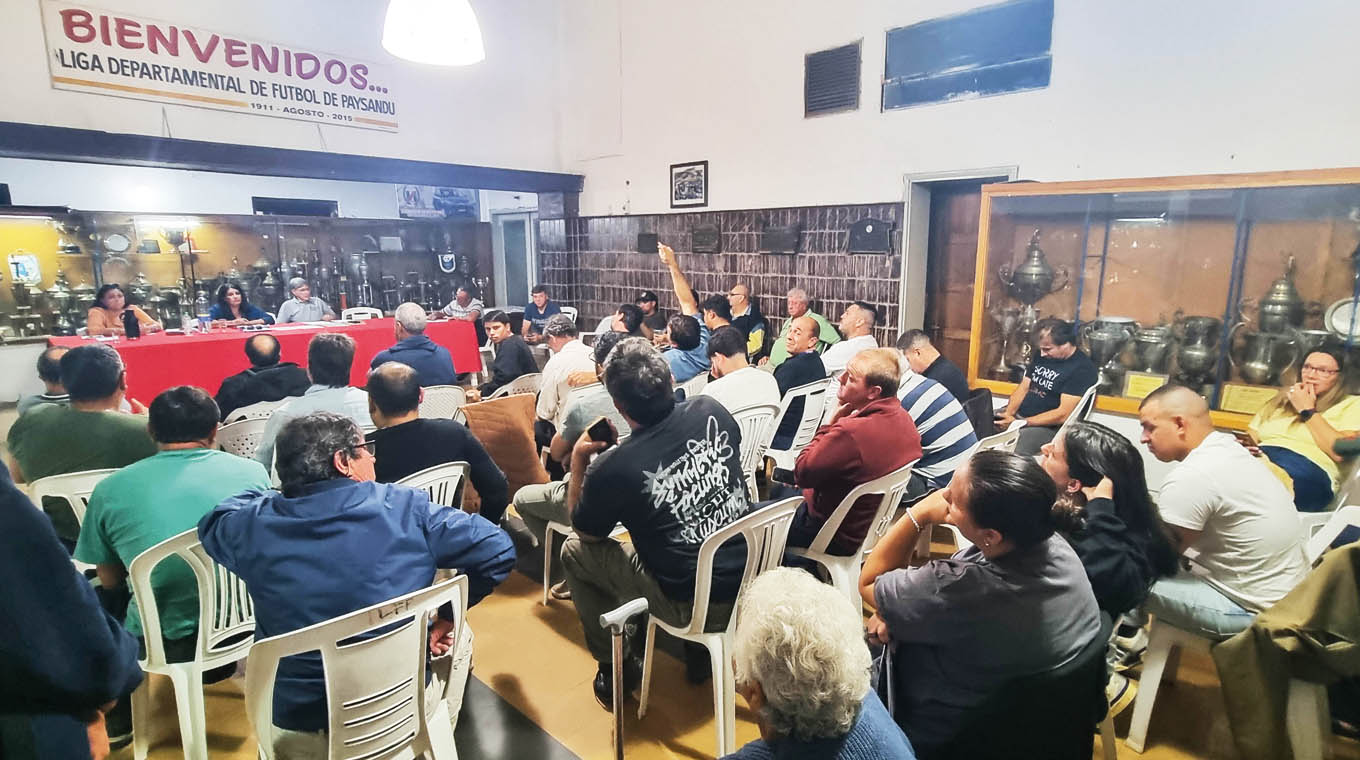 Clubes opositores cuestionan al CDC por el pago de honorarios profesionales