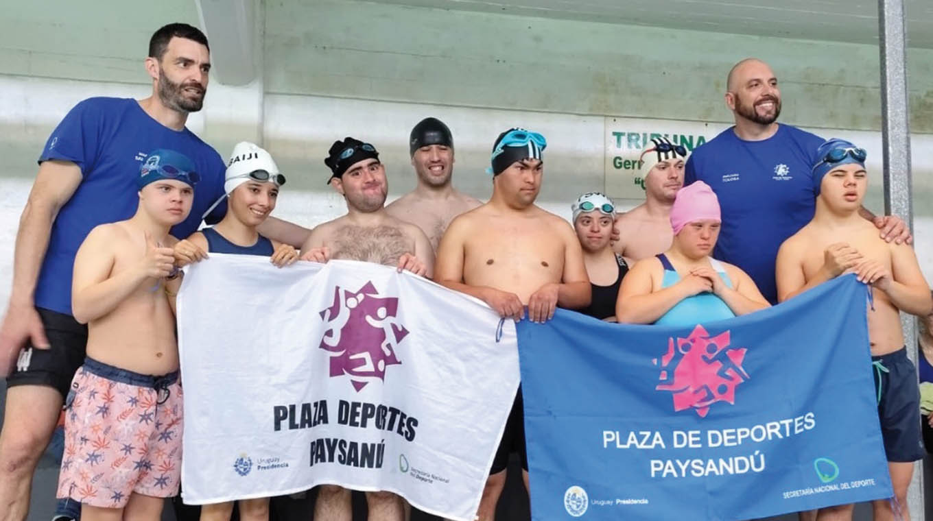 La paranatación de Plaza de Deportes sumó experiencia en Colonia