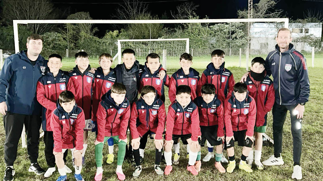 La Blanquita 2015 avanzó invicta a semifinales