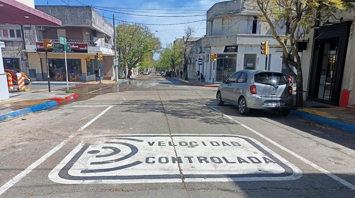 Tránsito comenzará a multar por exceso de velocidad en el corredor estudiantil