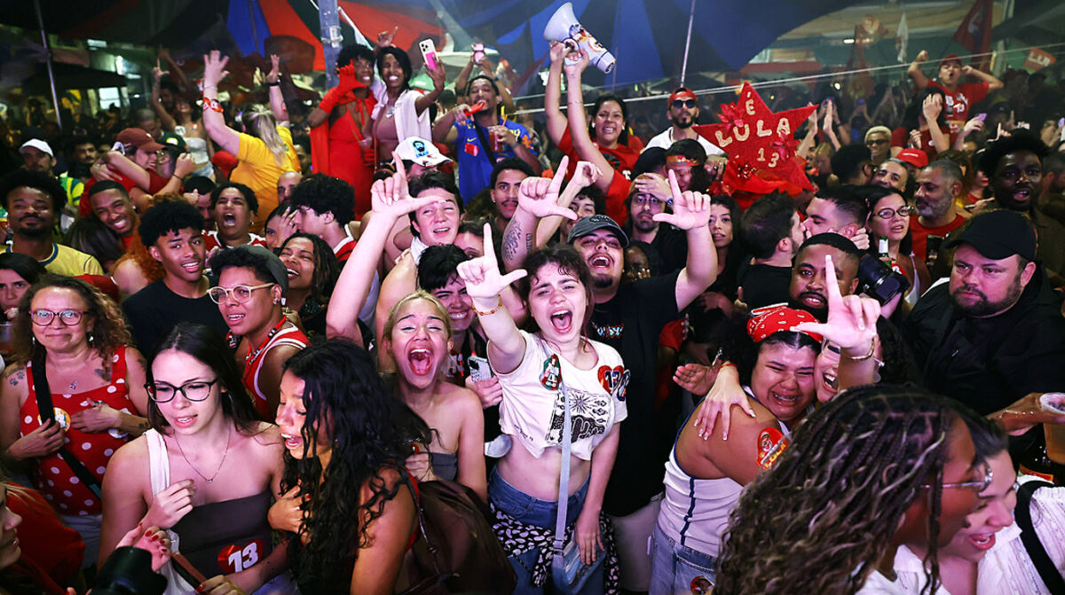 Lula ganó las elecciones en una remontada inédita en la historia
