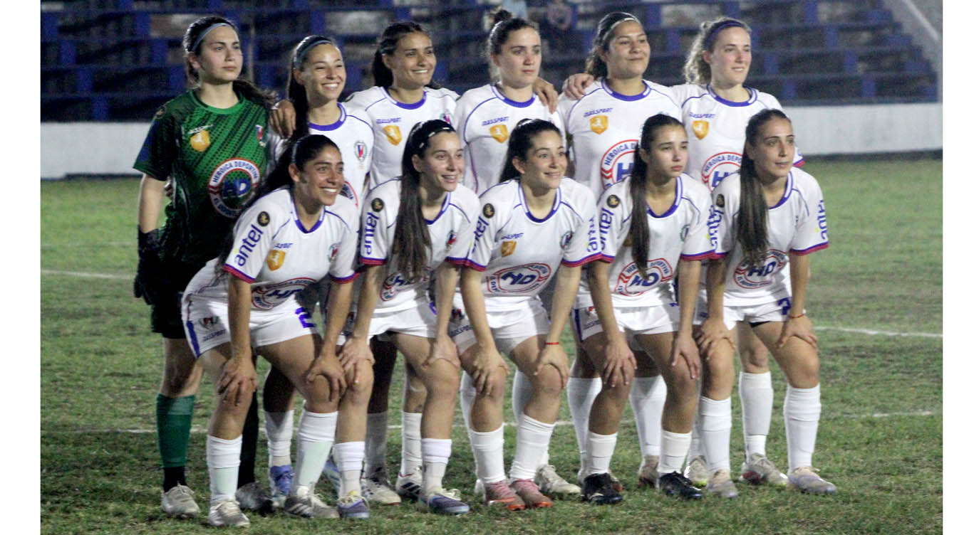 La Blanca femenina ganó por penales y hoy enfrenta a Salto