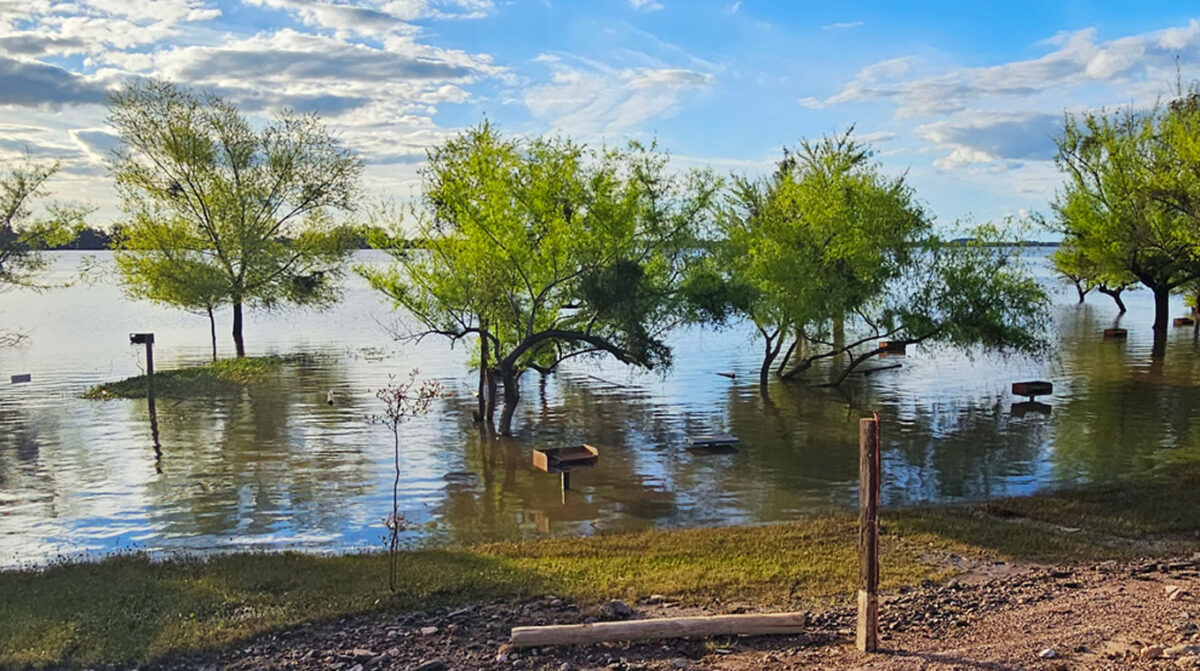 Río Uruguay baja en Paysandú pero hay fuerte crecida en cuenca media